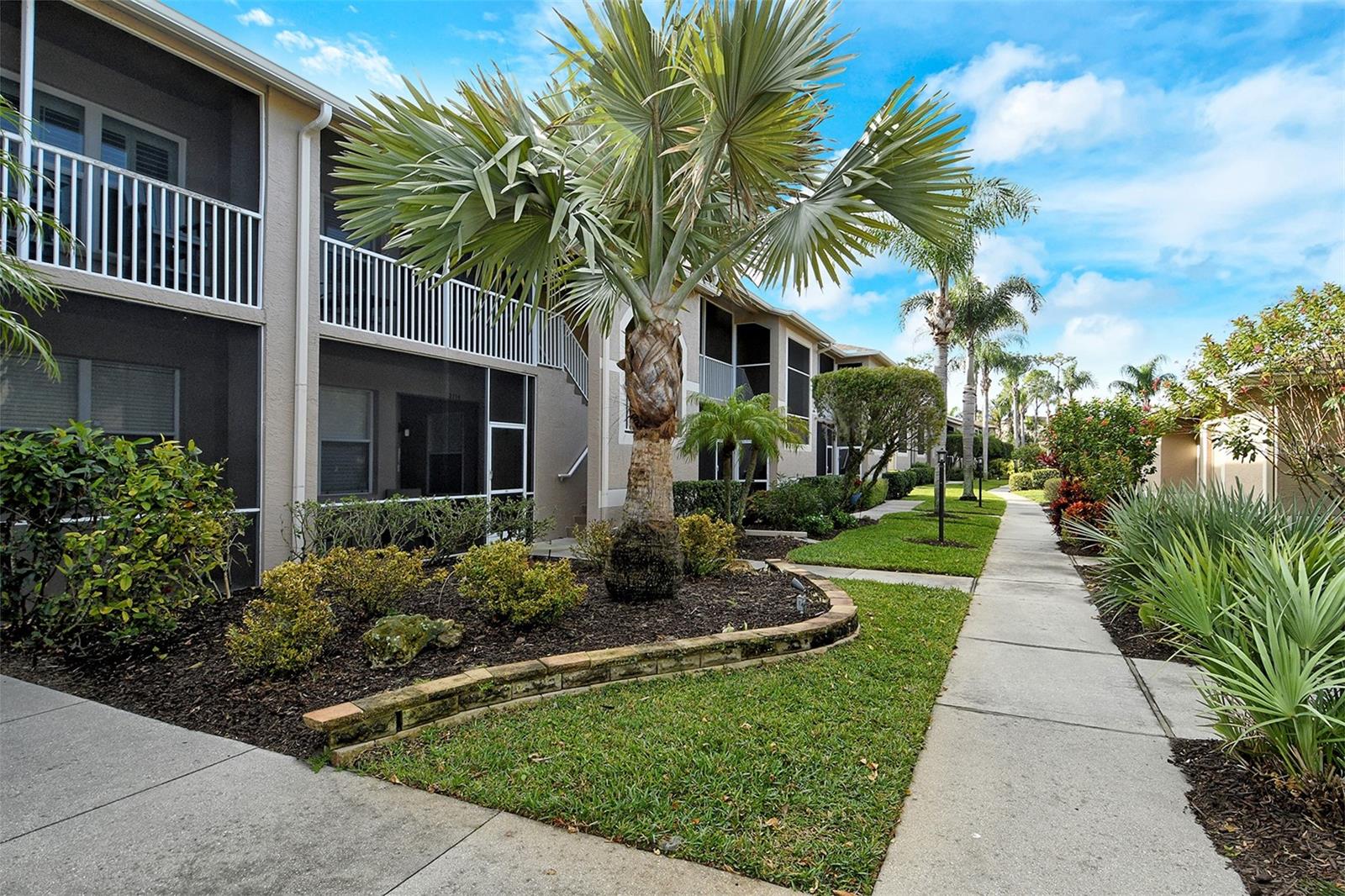 5370 HYLAND HILLS AVENUE 2724