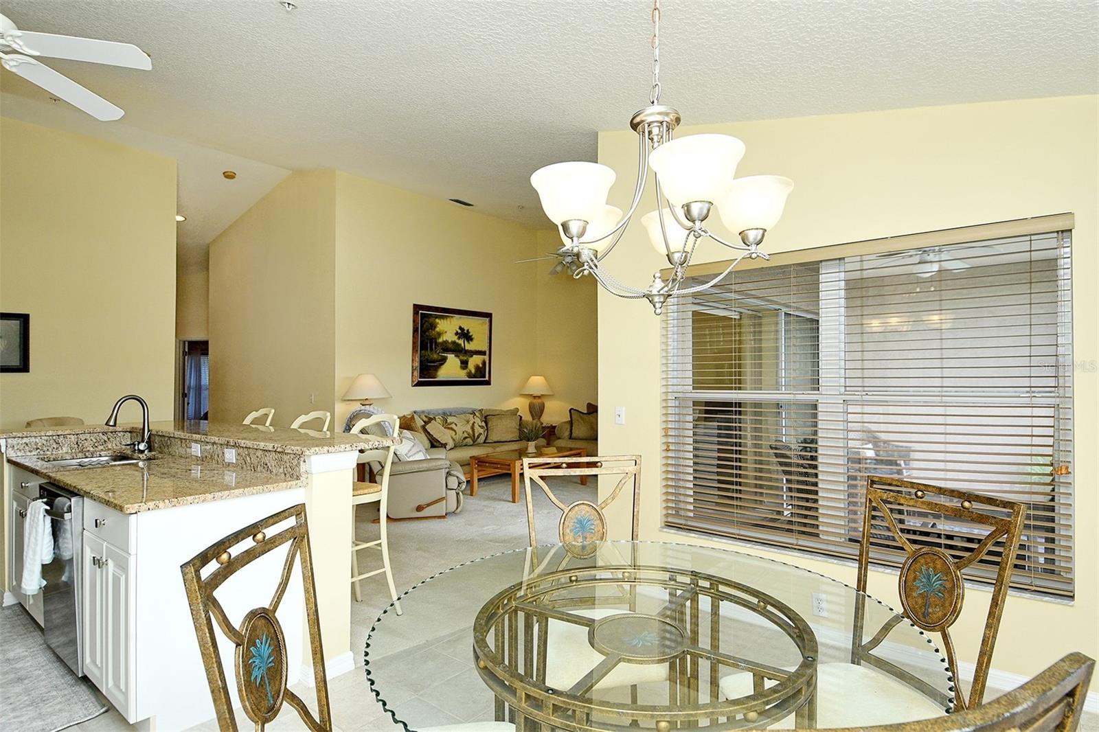 HERITAGE OAKS GOLF & COUNTRY CLUB - Residential