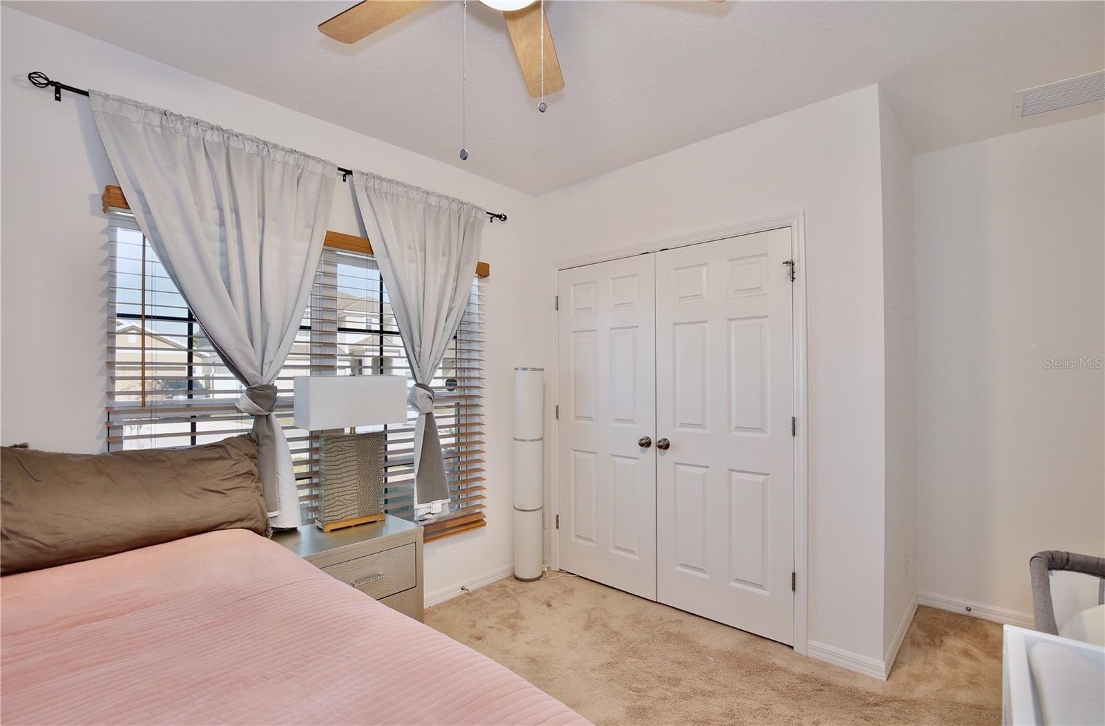 OVERLOOK RESERVE PH 2 - Residential Lease