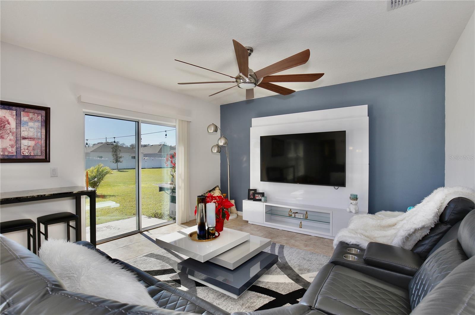 OVERLOOK RESERVE PH 2 - Residential Lease