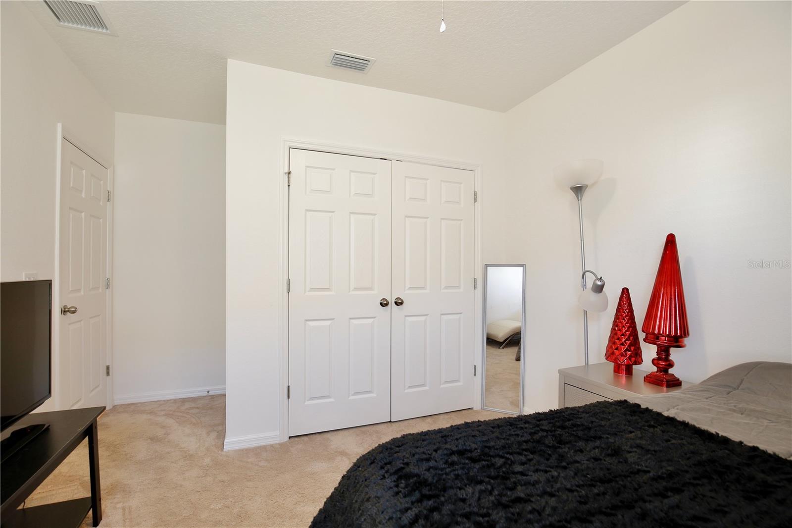 OVERLOOK RESERVE PH 2 - Residential Lease