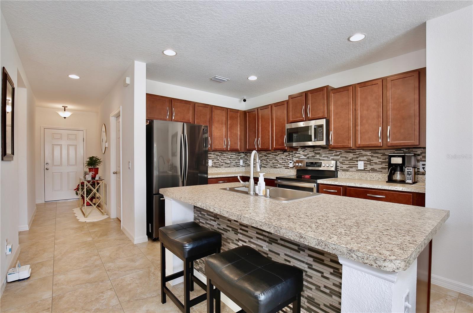 OVERLOOK RESERVE PH 2 - Residential Lease