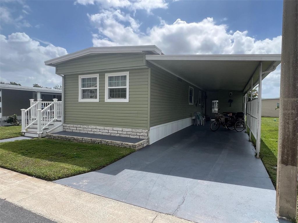 Photo of 11300 124th Avenue #117, Largo, FL 33778 (MLS # TB8434540)