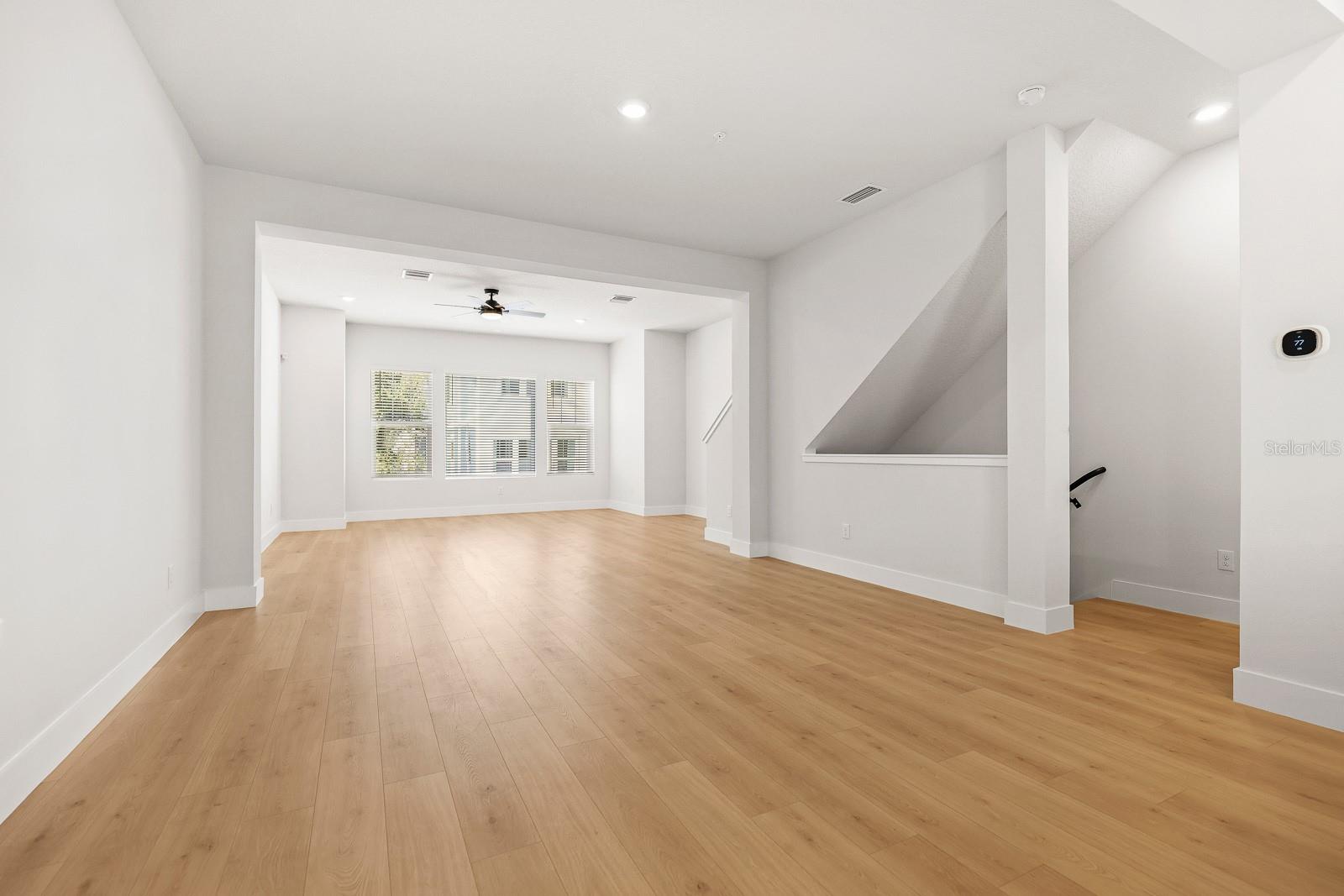 APEX AT SEMINOLE HEIGHTS - Residential Lease