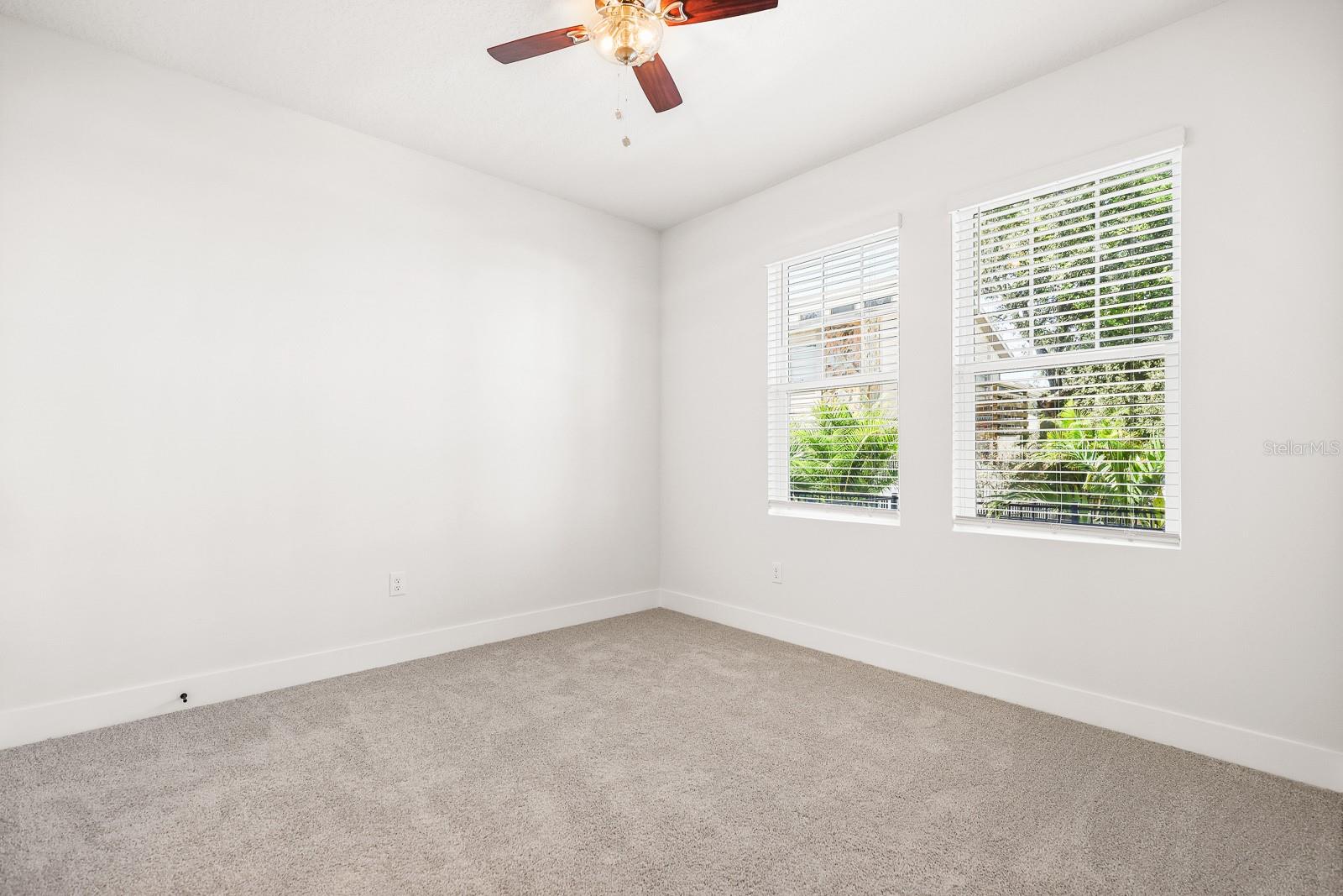 APEX AT SEMINOLE HEIGHTS - Residential Lease