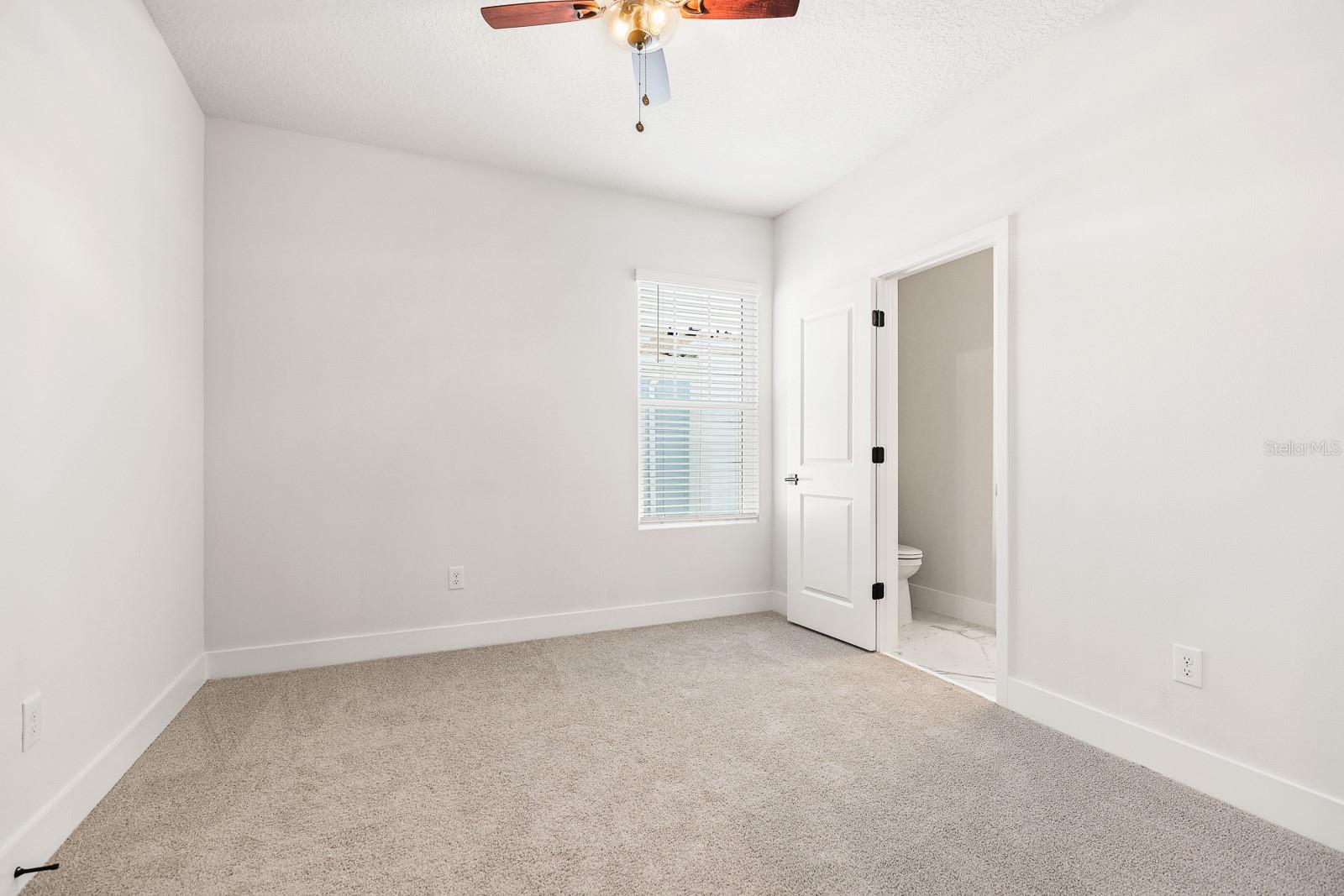 APEX AT SEMINOLE HEIGHTS - Residential Lease