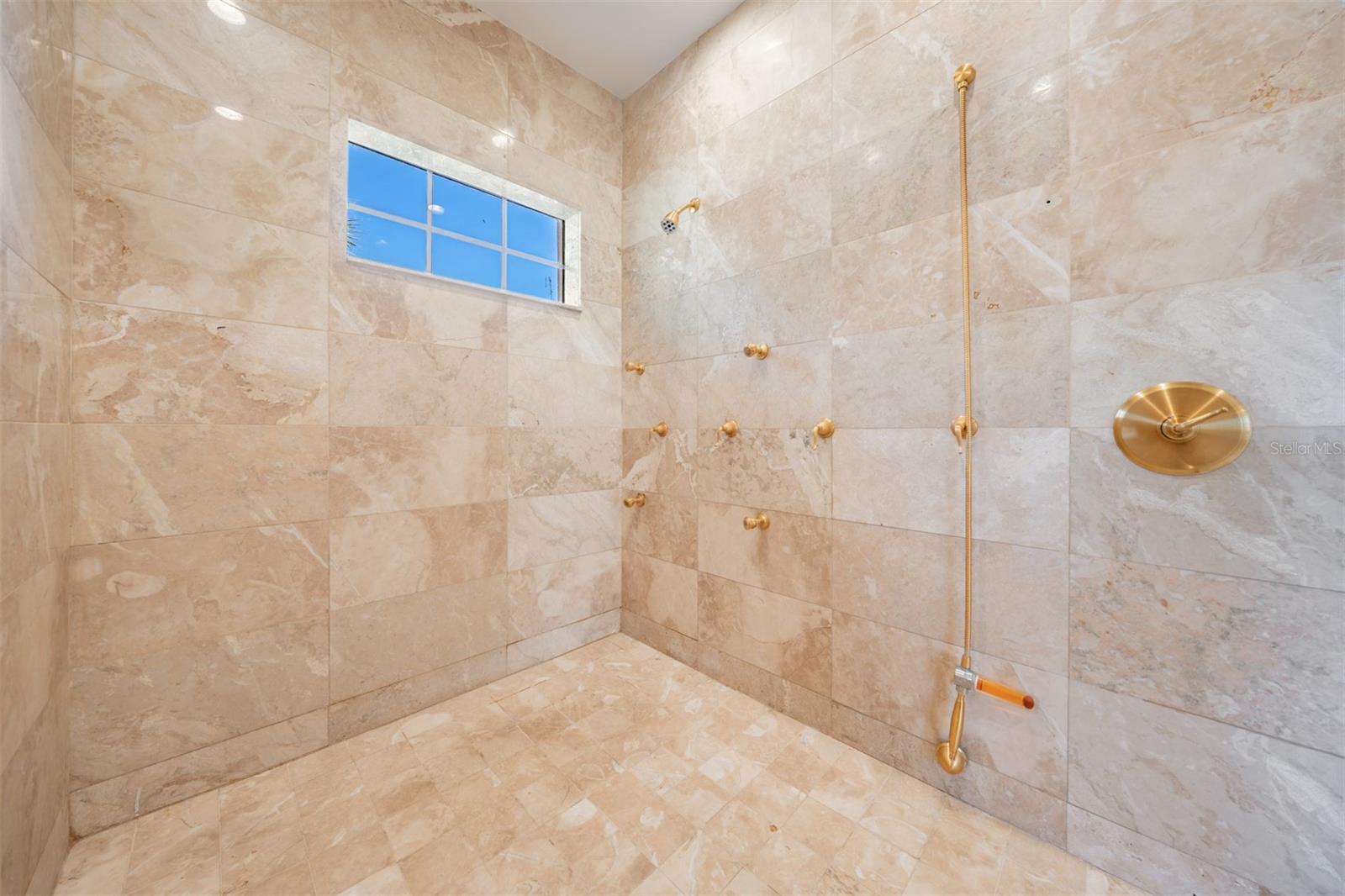 BEACH PARK - Residential