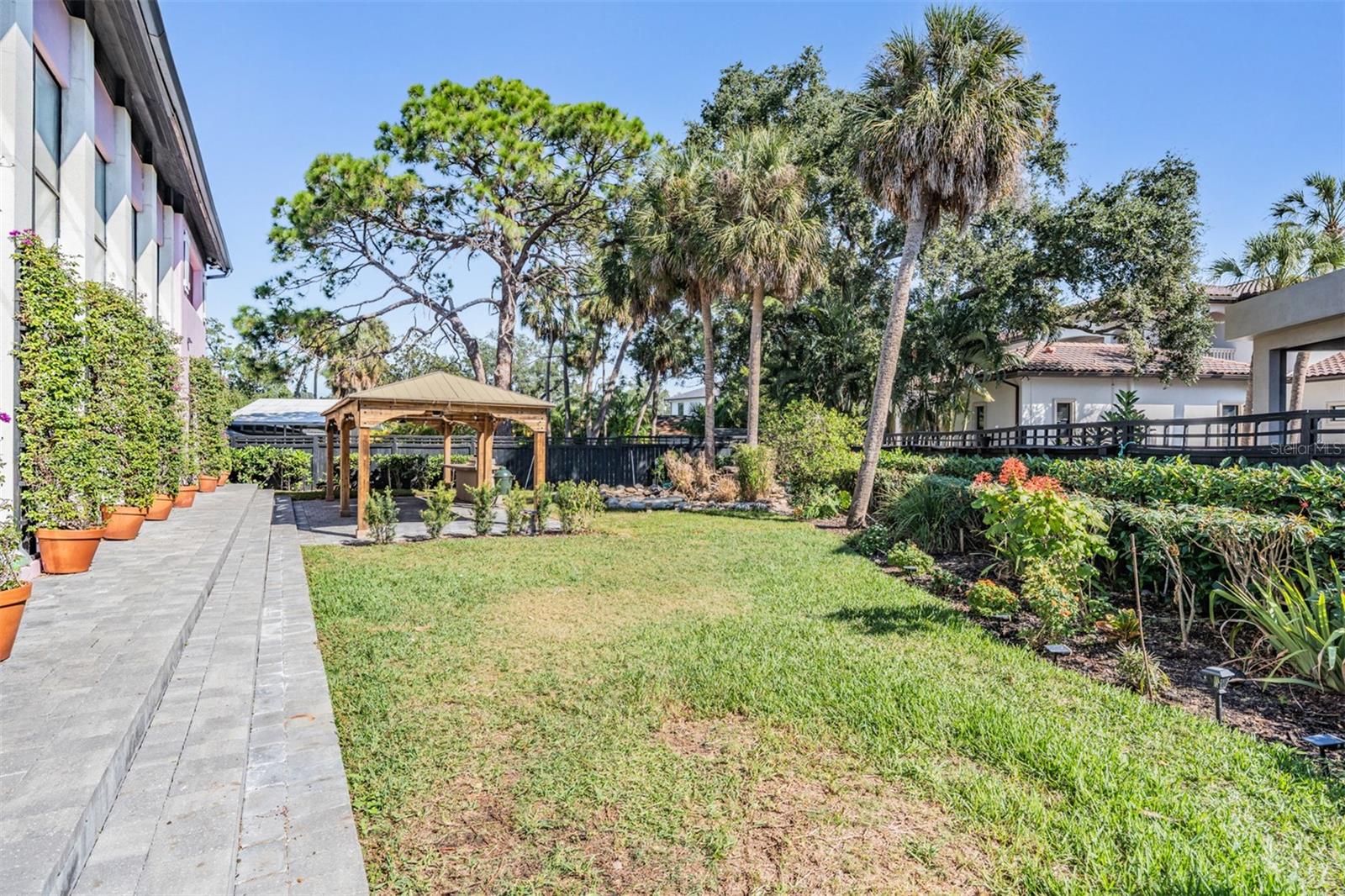 BEACH PARK - Residential