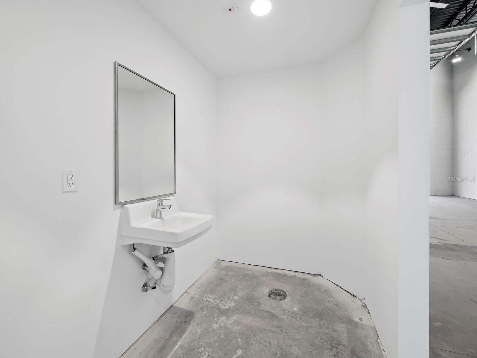 CAR BANK SRQ - Residential