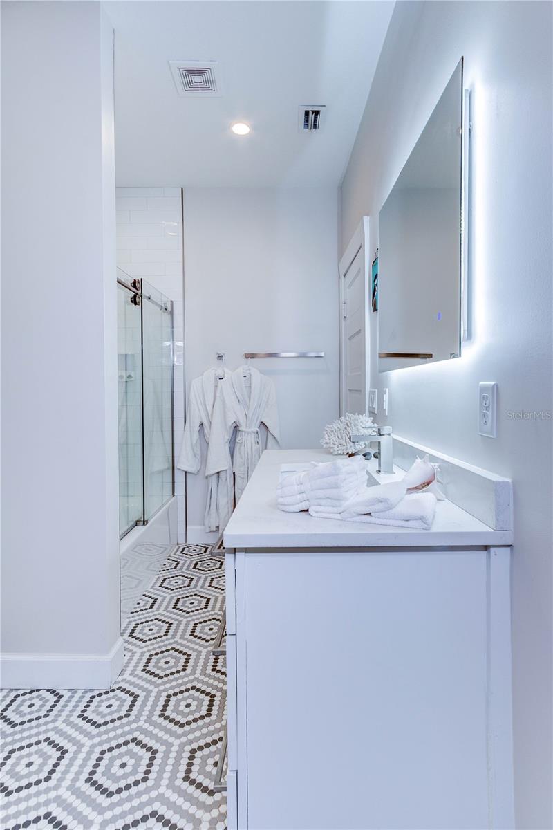 SANFORD TOWN OF - Residential Lease