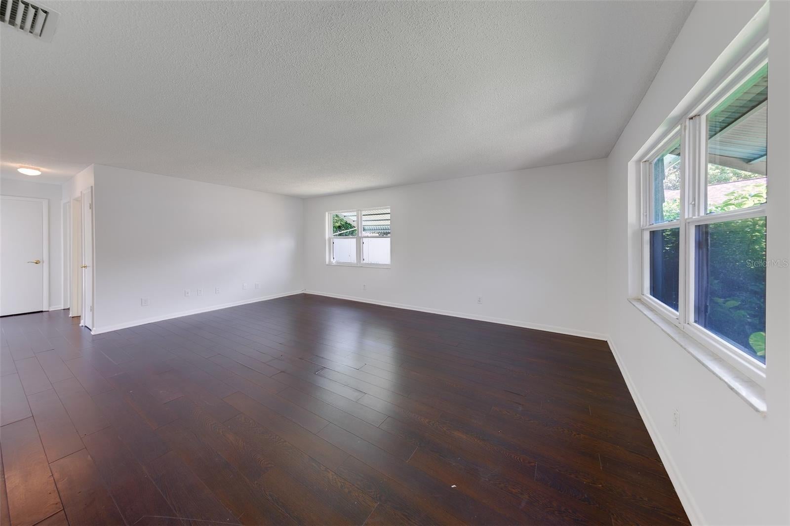 3015 ST JOHN DRIVE