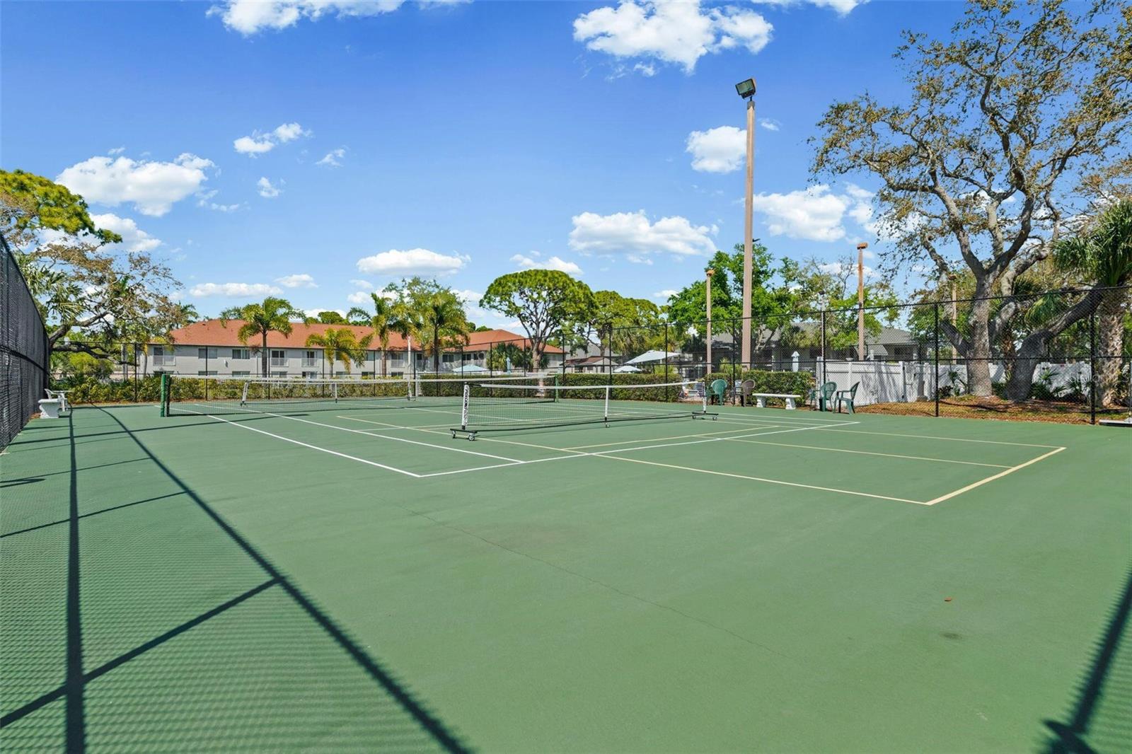 SHOREWALK BATH & TENNIS CLUB 13 - Residential