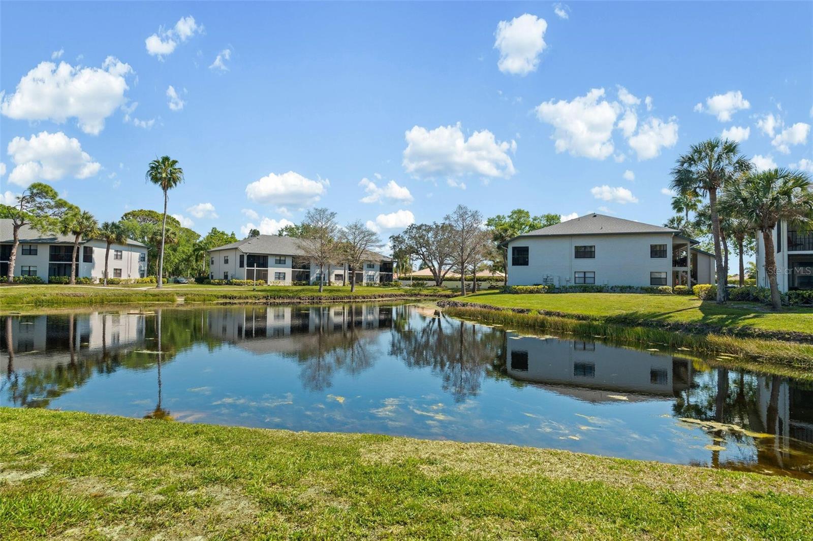 SHOREWALK BATH & TENNIS CLUB 13 - Residential