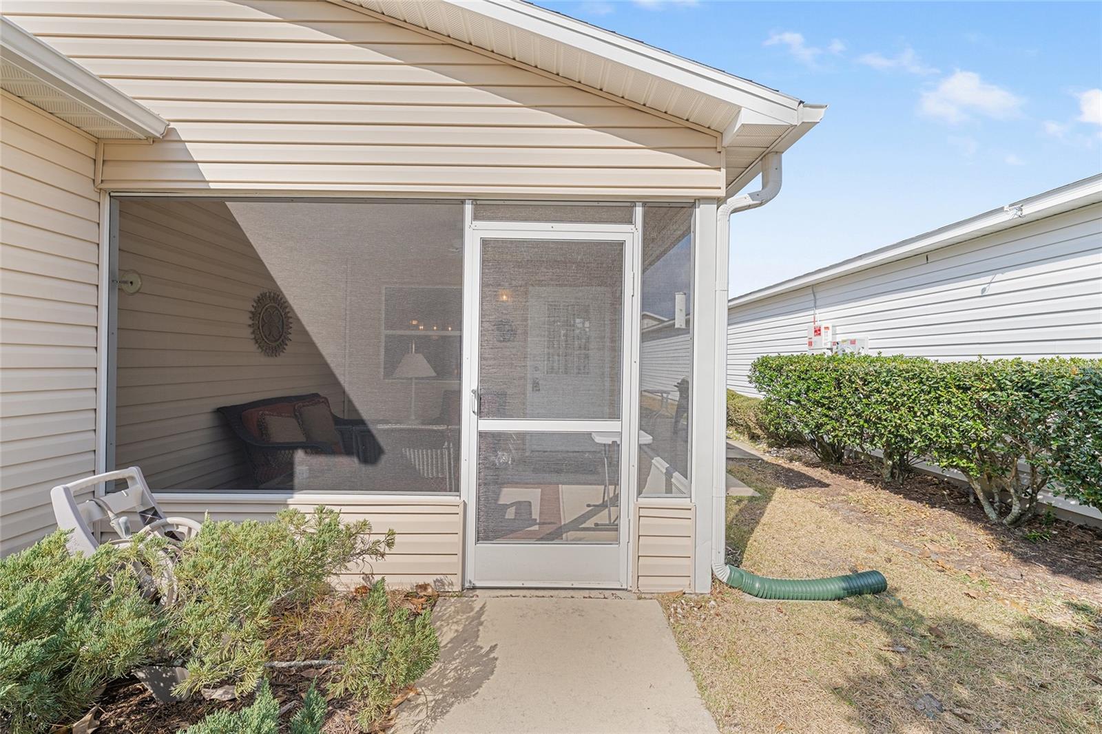 2351 PINE RIDGE STREET