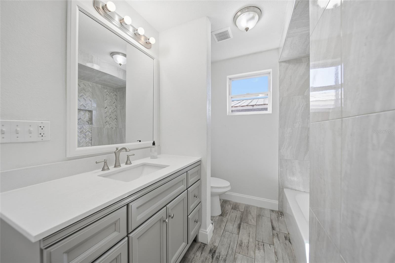 SMITH IDA M 02 REP - Residential