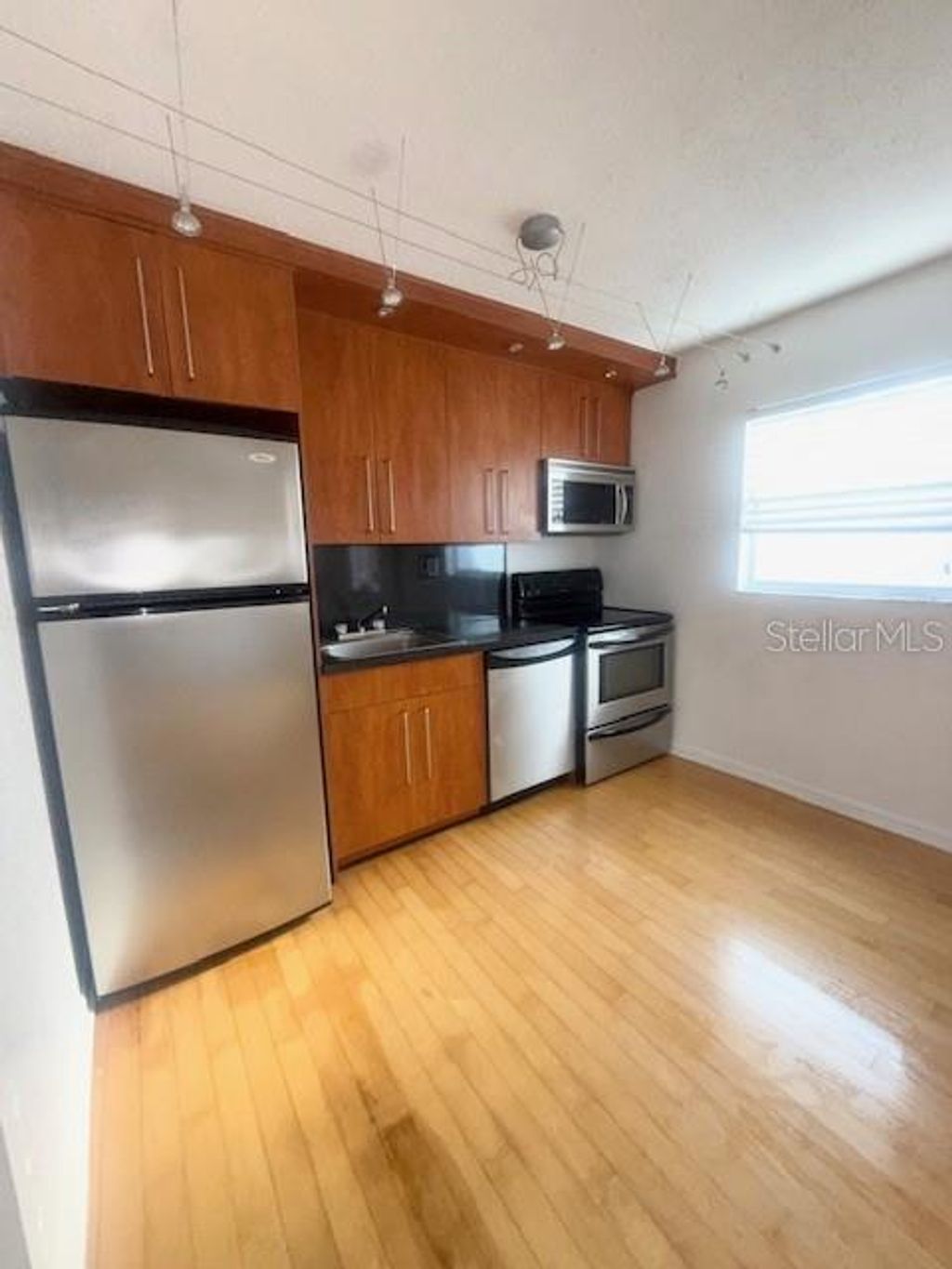 Photo of 1523 Catherine Street #18, Orlando, FL 32801 (MLS # O6404951)