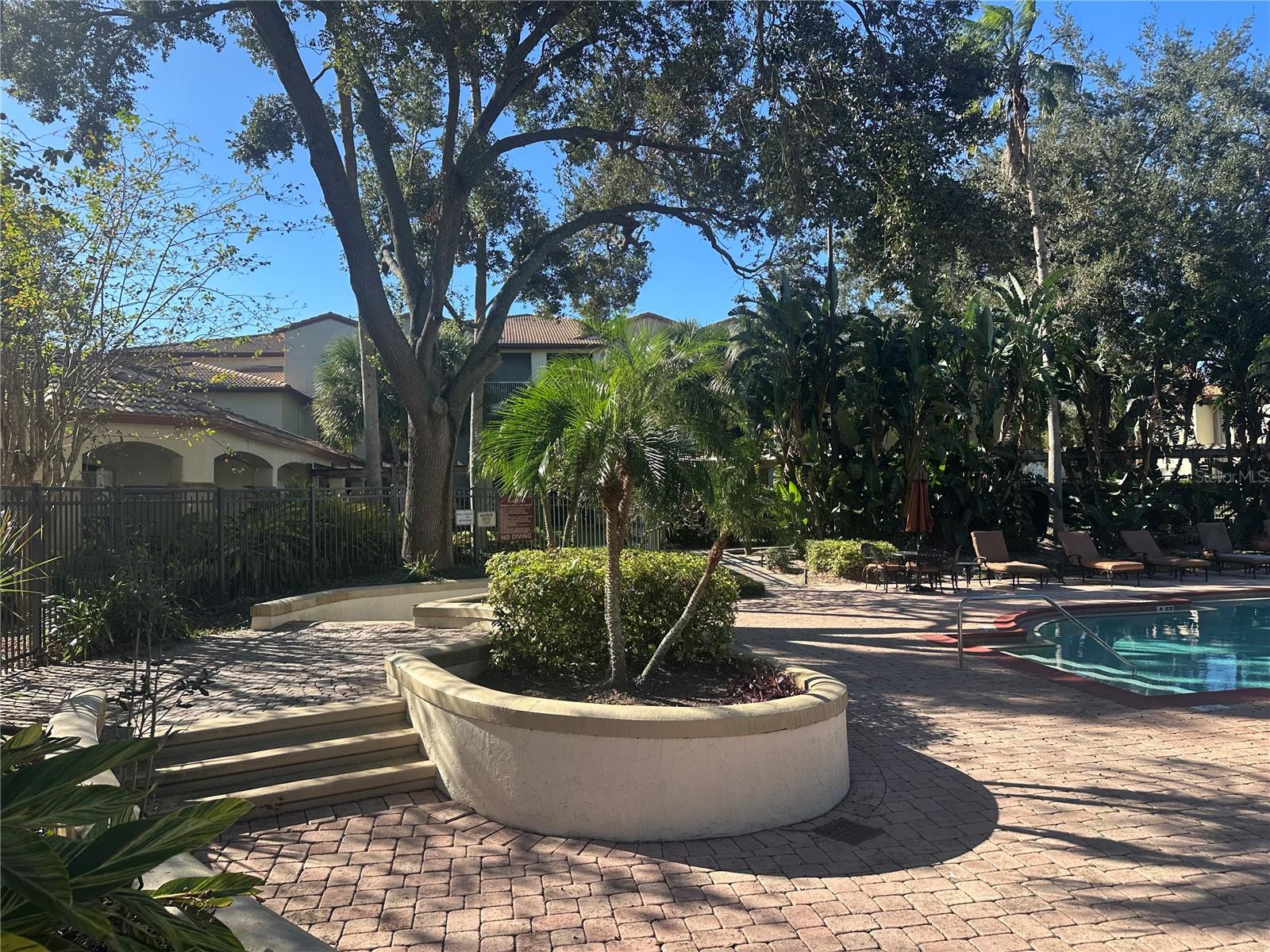 BONA VISTA CONDO - Residential