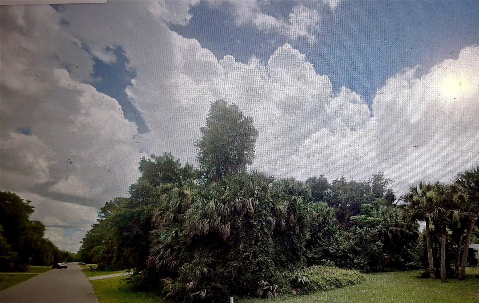 PORT CHARLOTTE SUB 05 - Land