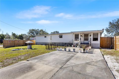 A home in DELAND