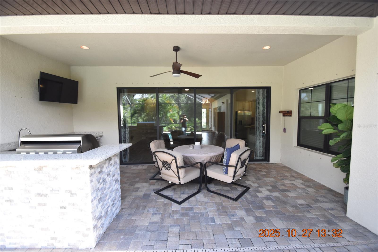 RESERVE AT SOUTH FORK PH 1 - Residential Lease