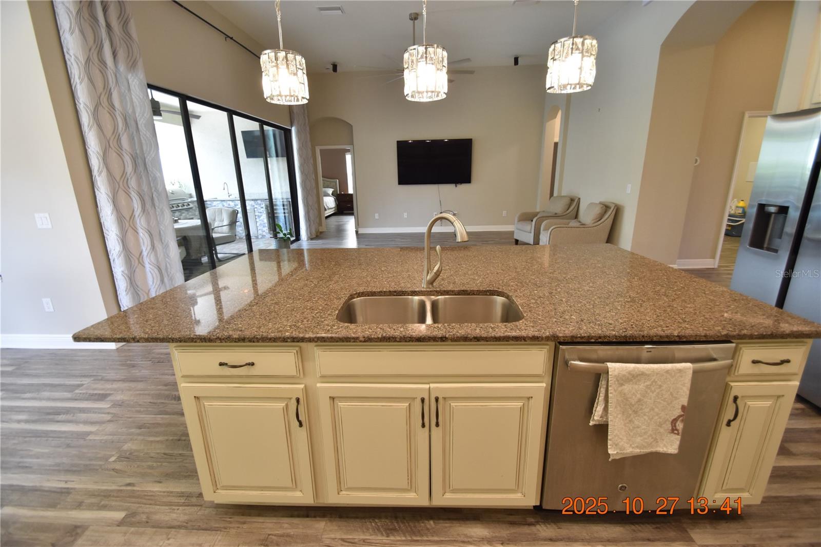 RESERVE AT SOUTH FORK PH 1 - Residential Lease