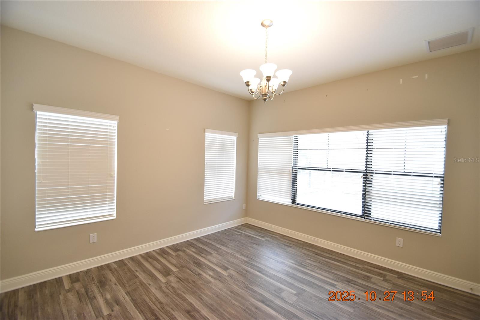 RESERVE AT SOUTH FORK PH 1 - Residential Lease