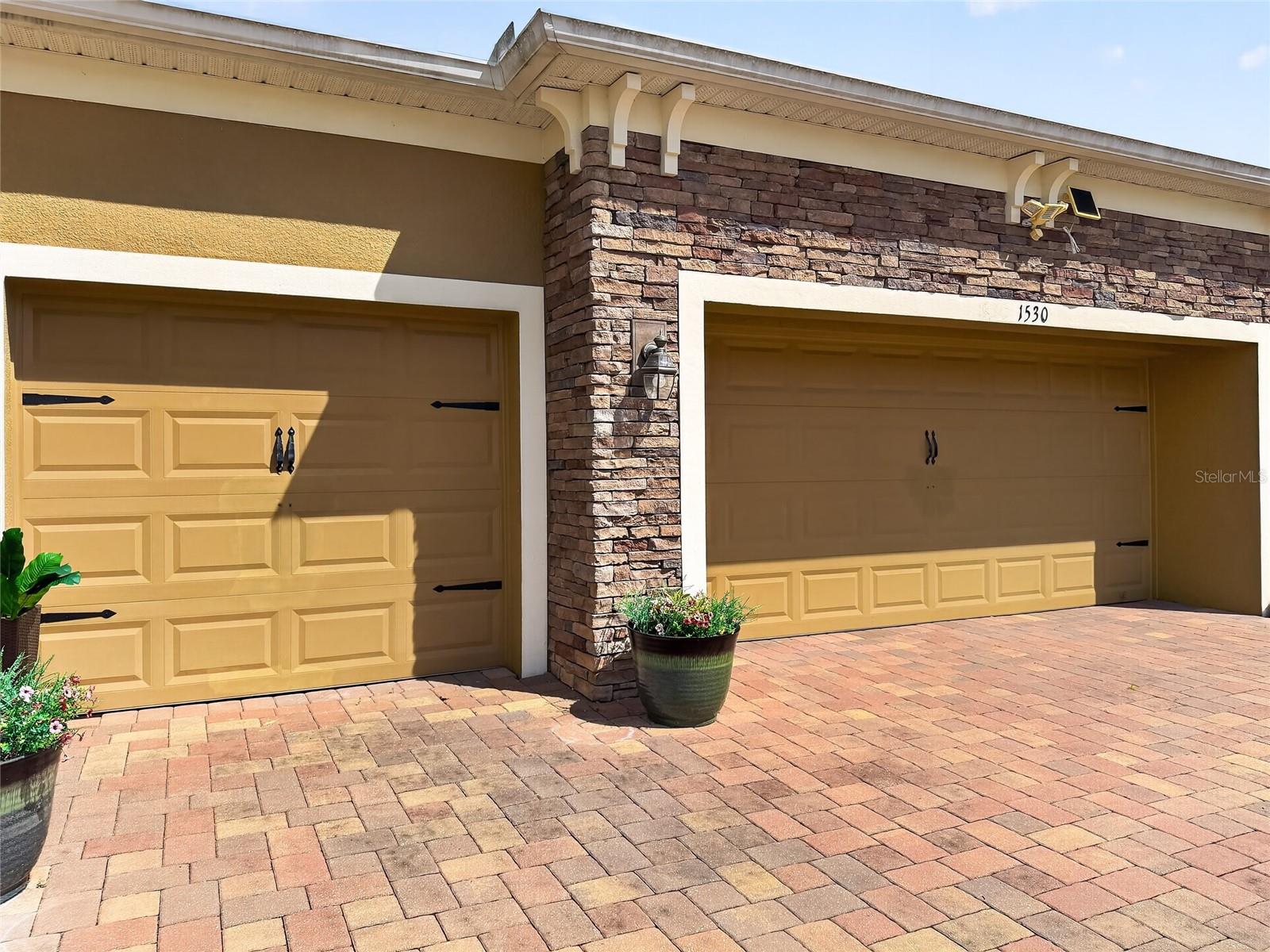 1530 DUSTY PINE DRIVE
