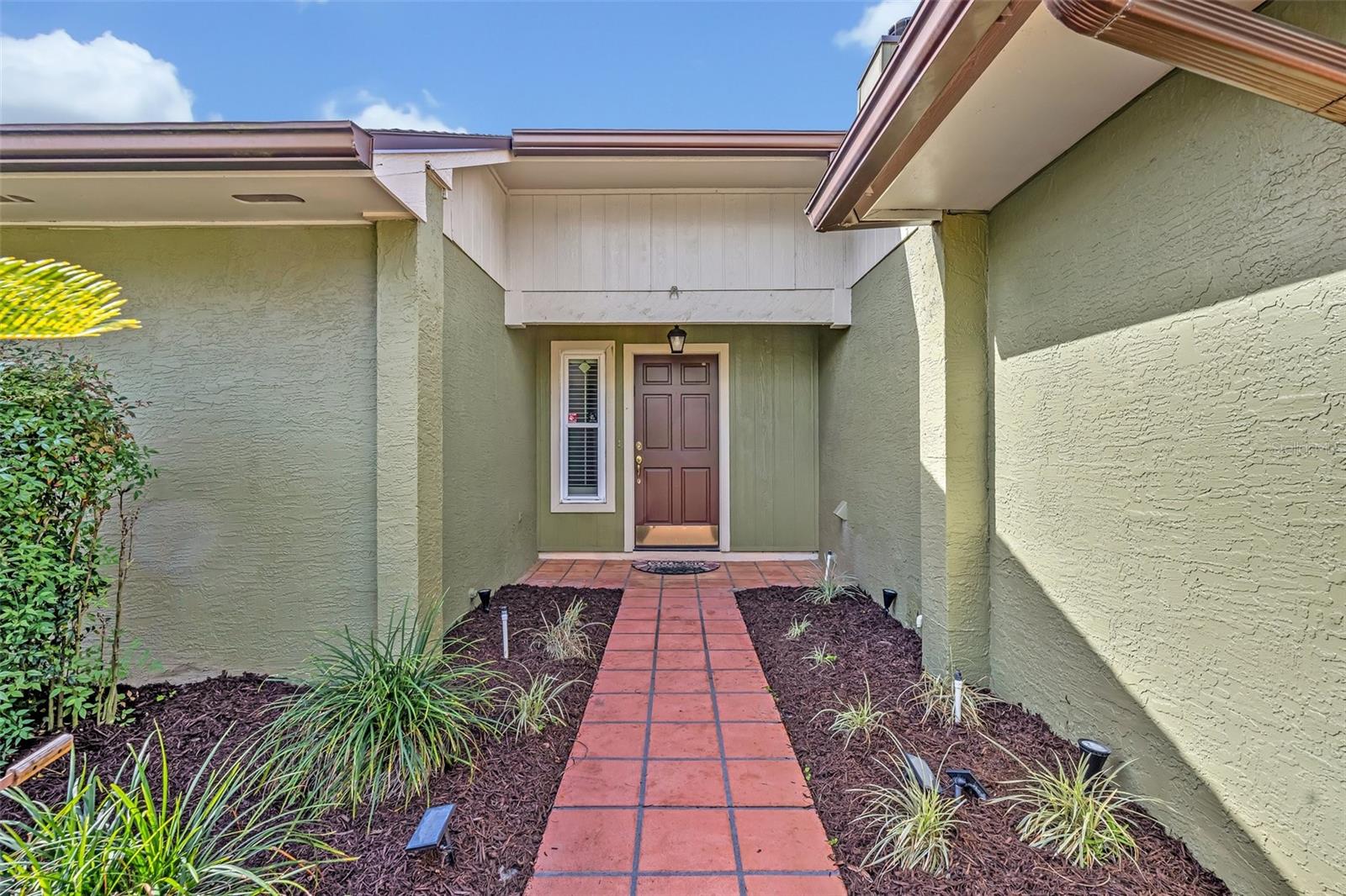 1002 OHANLON COURT