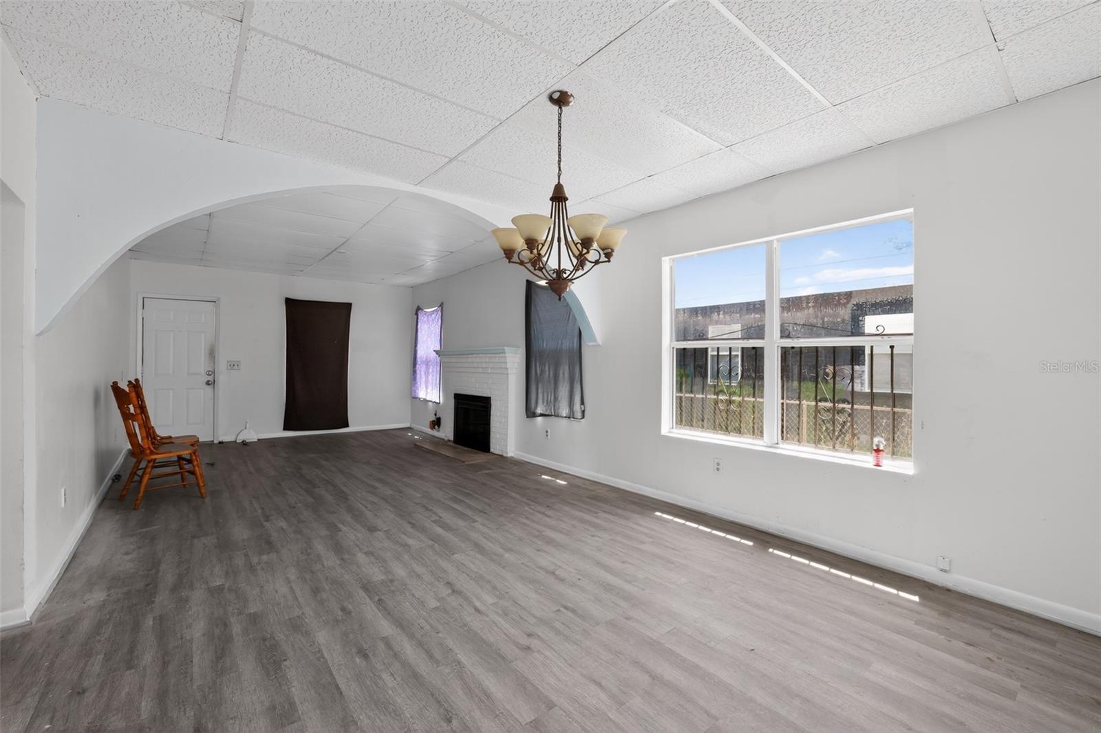 BOUTON & SKINNERS ADD - Residential