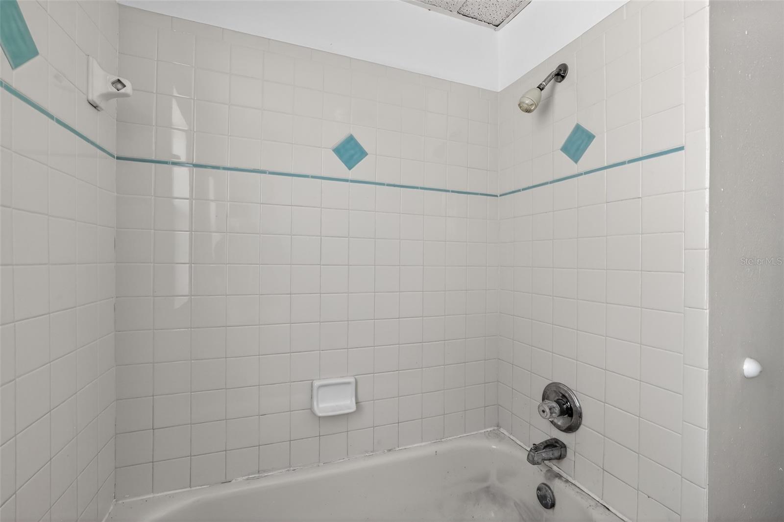 BOUTON & SKINNERS ADD - Residential