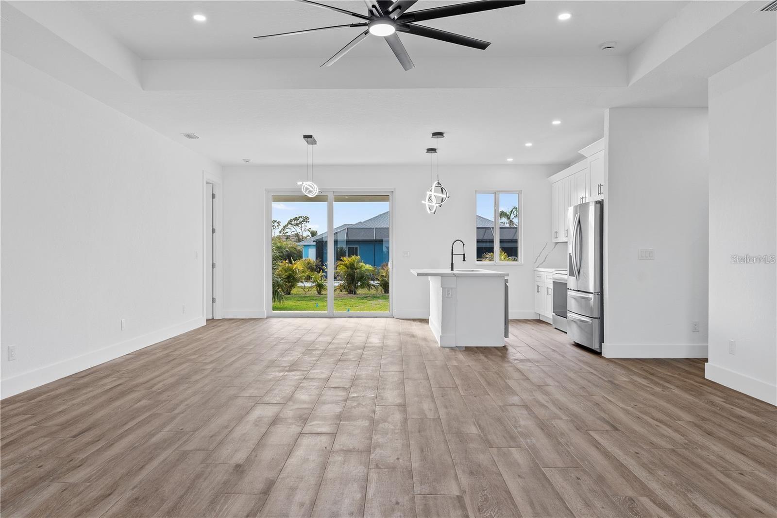 10071 KINGSVILLE DRIVE