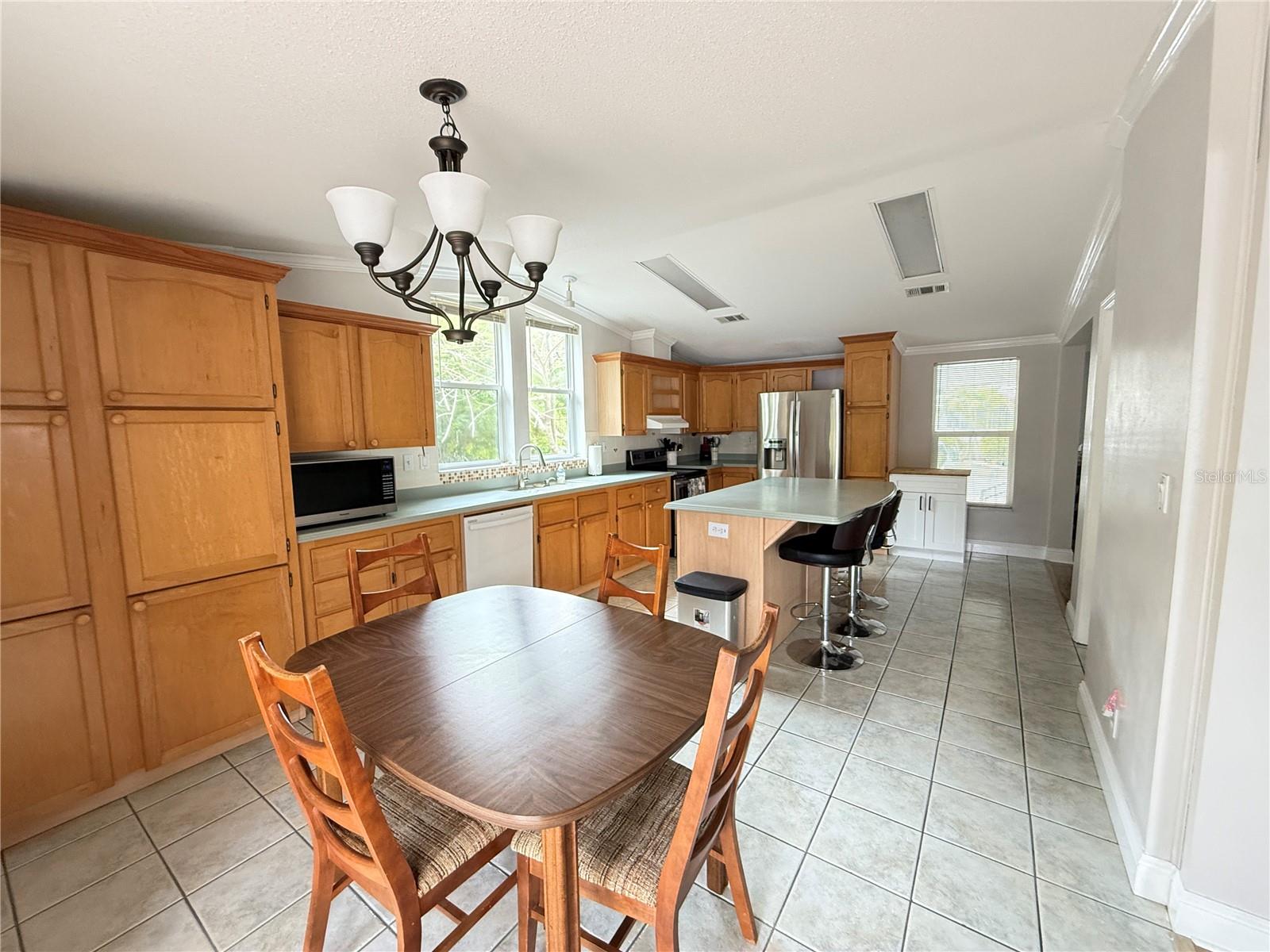 MOBEL AMERICANA MOBILE HOME PARK UNREC - Residential