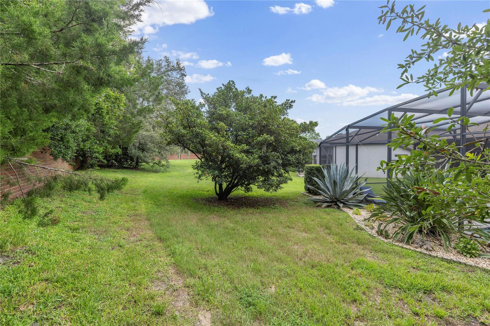 LAKE EMMA SOUND - Residential