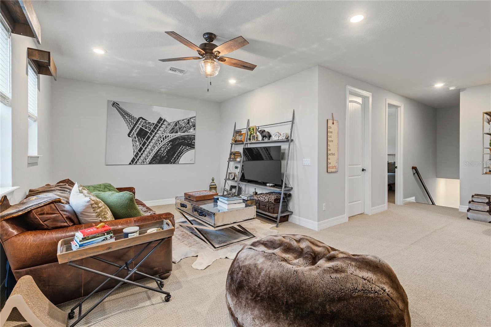 LAKE EMMA SOUND - Residential