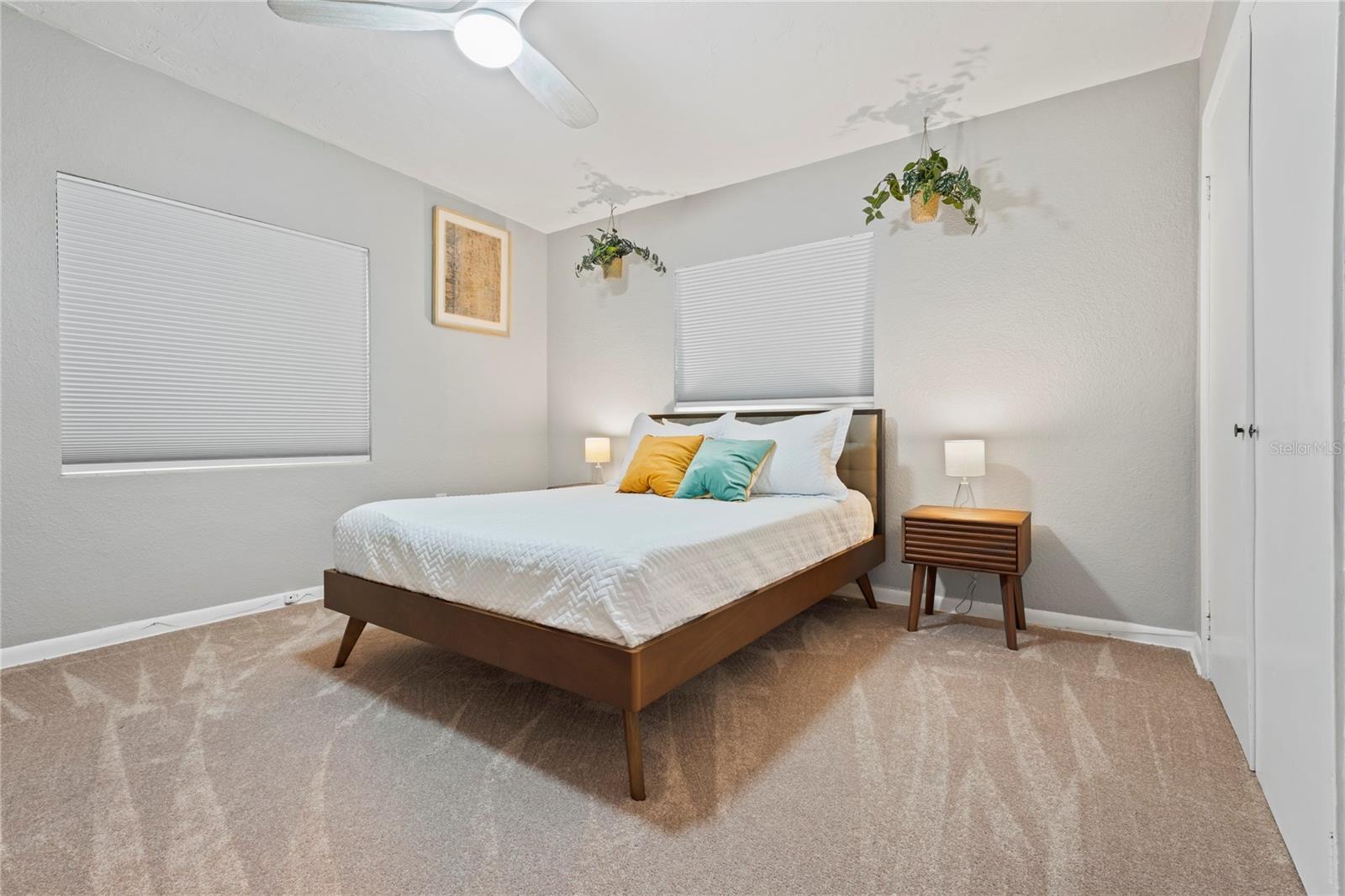 YELLOW BANKS GROVE 3RD ADD - Residential