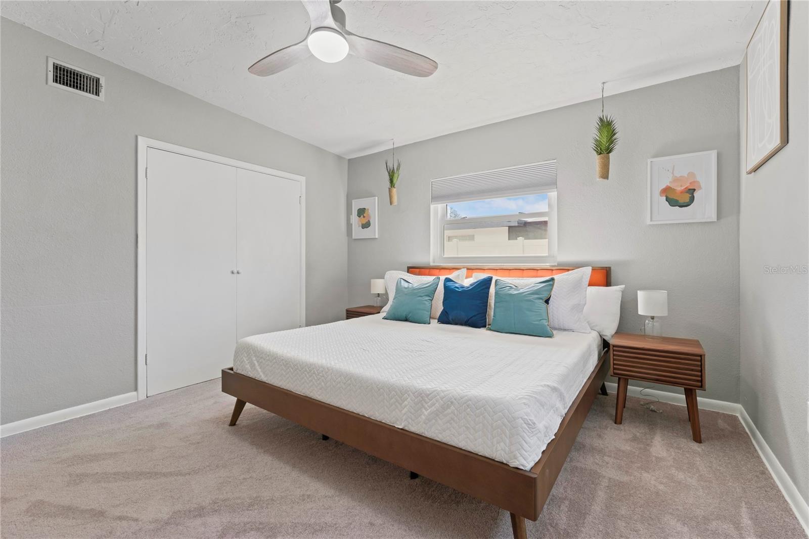 YELLOW BANKS GROVE 3RD ADD - Residential