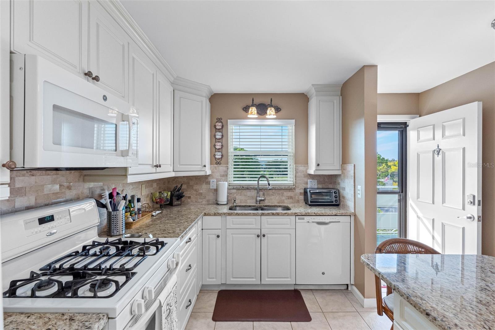 TERRACE PARK OF FIVE TOWNS - Residential