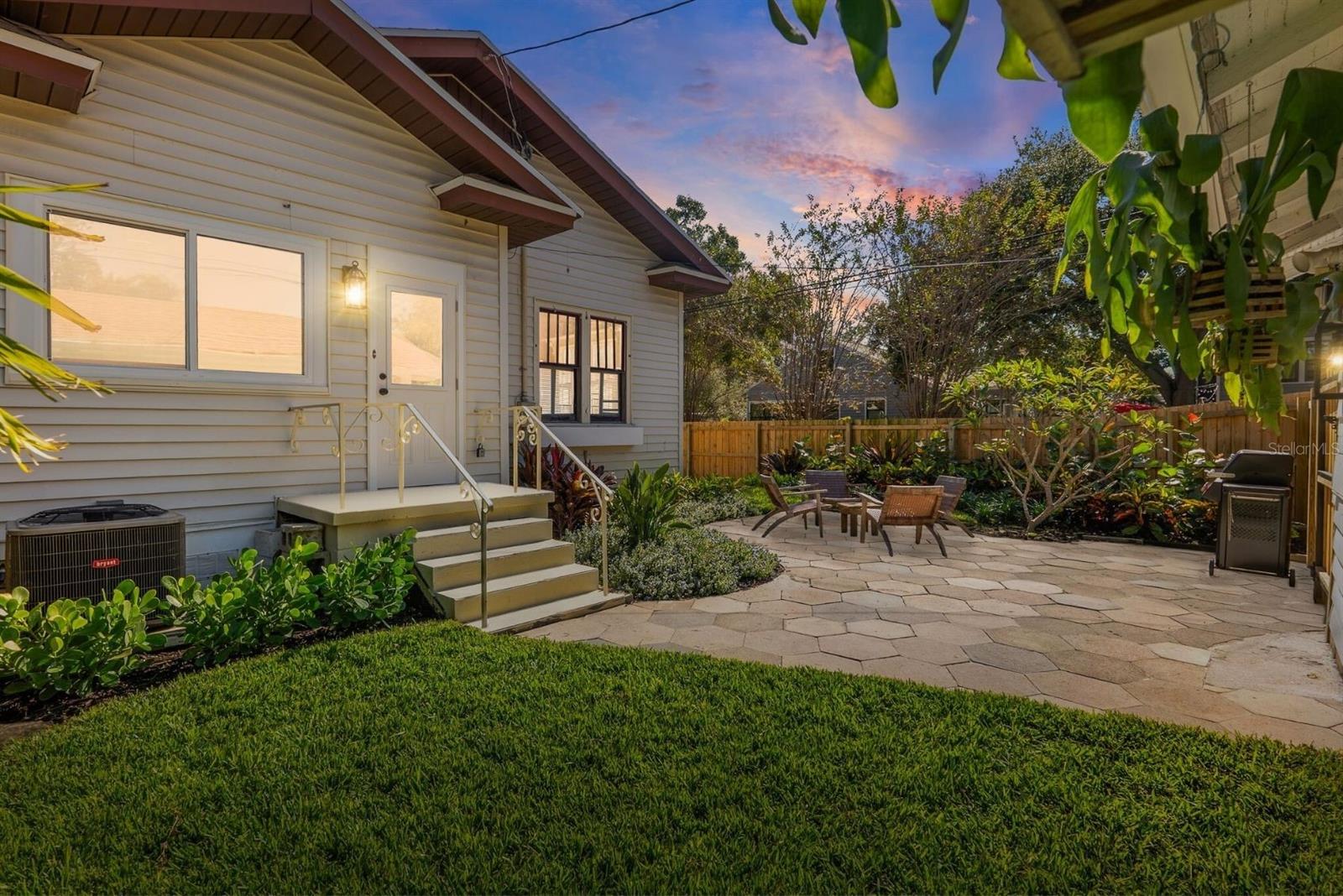 EDINA GARDEN OF EDEN LOT 12 - Residential