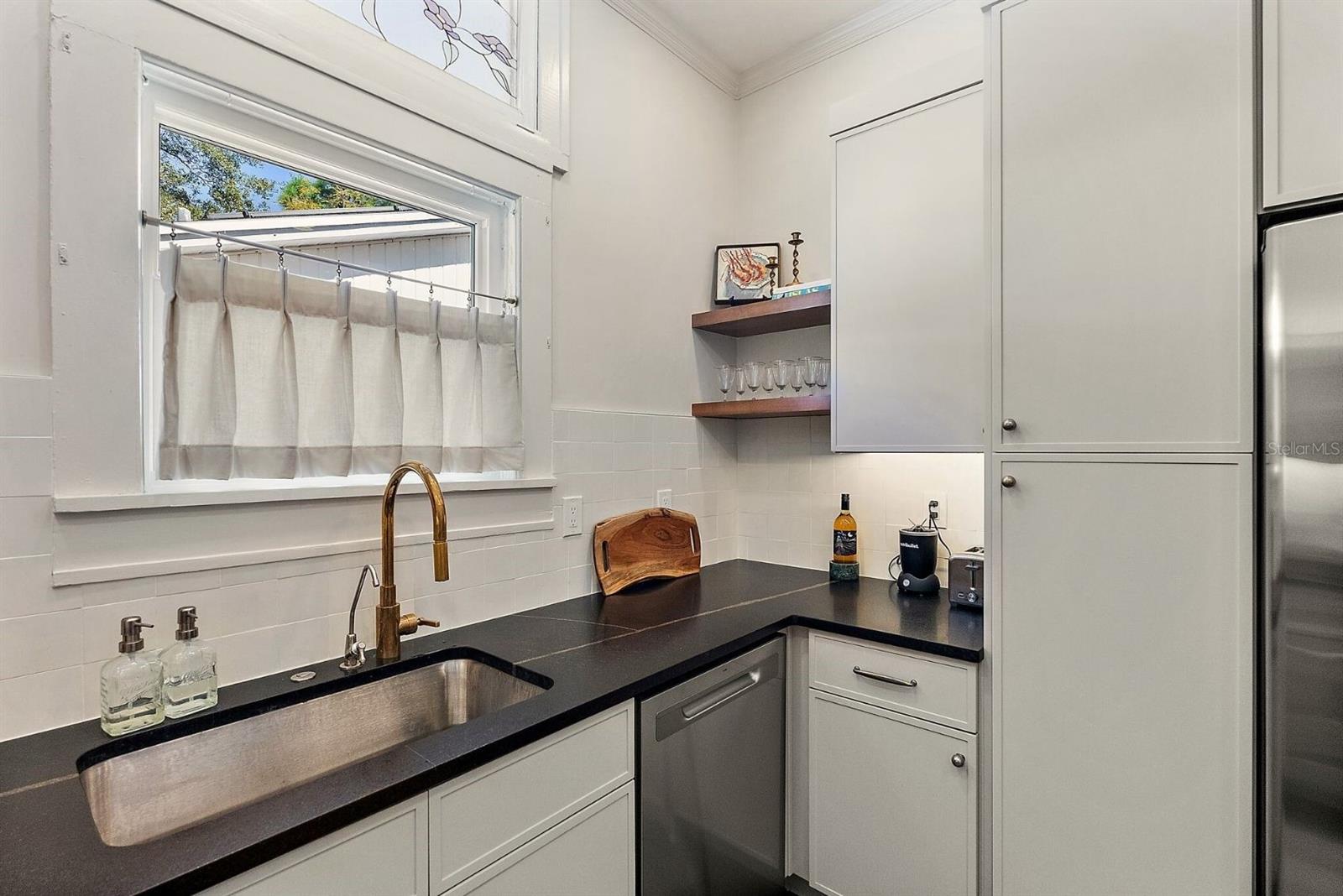 EDINA GARDEN OF EDEN LOT 12 - Residential