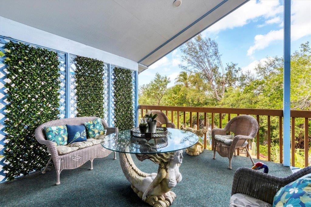 ROBERTS POINT - Residential