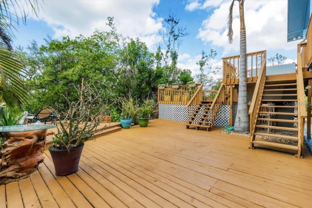 ROBERTS POINT - Residential