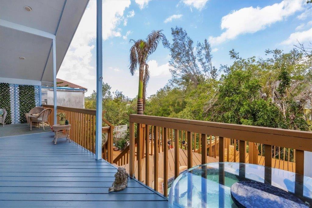 ROBERTS POINT - Residential