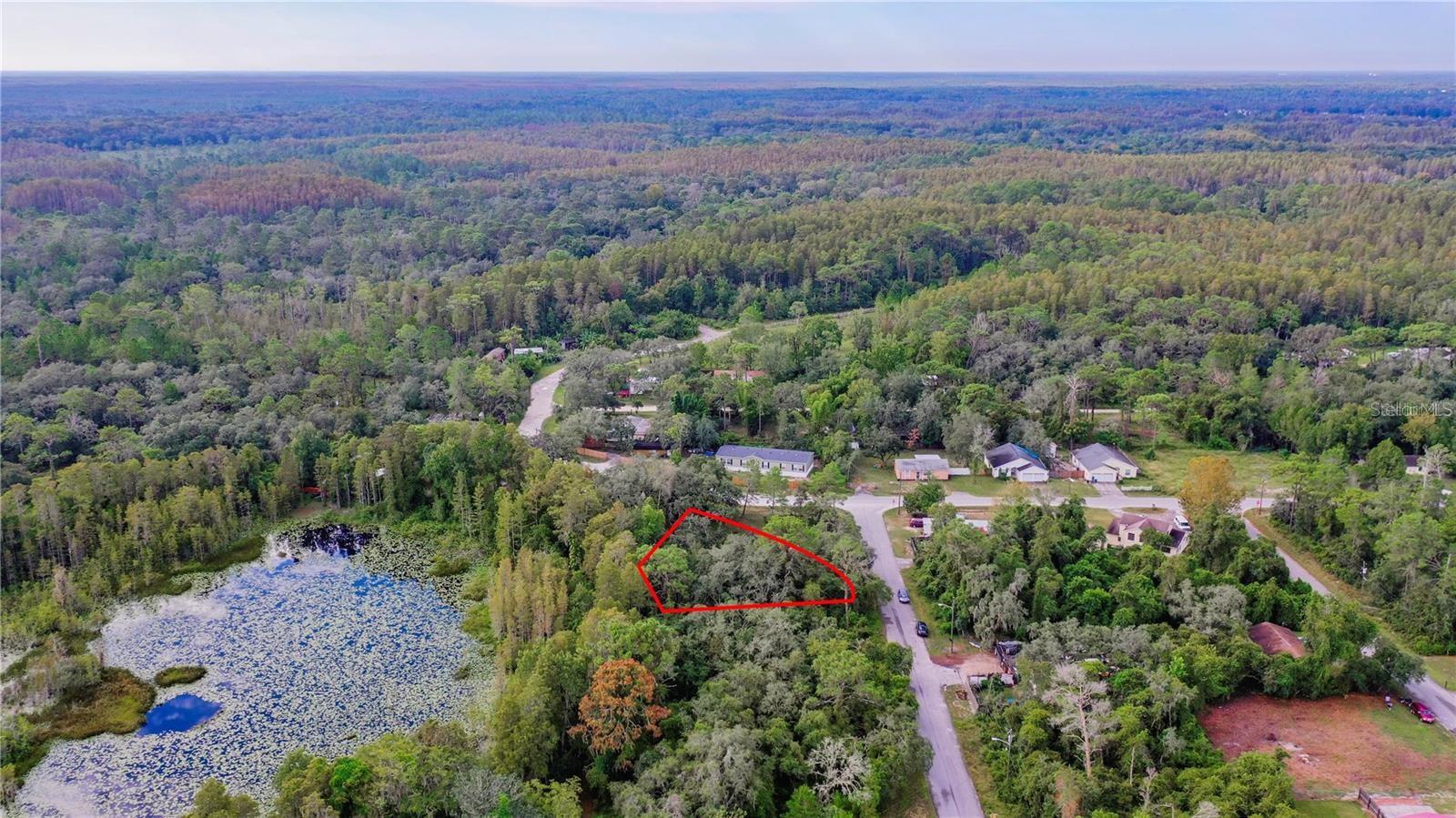 MOON LAKE ESTATES - Land