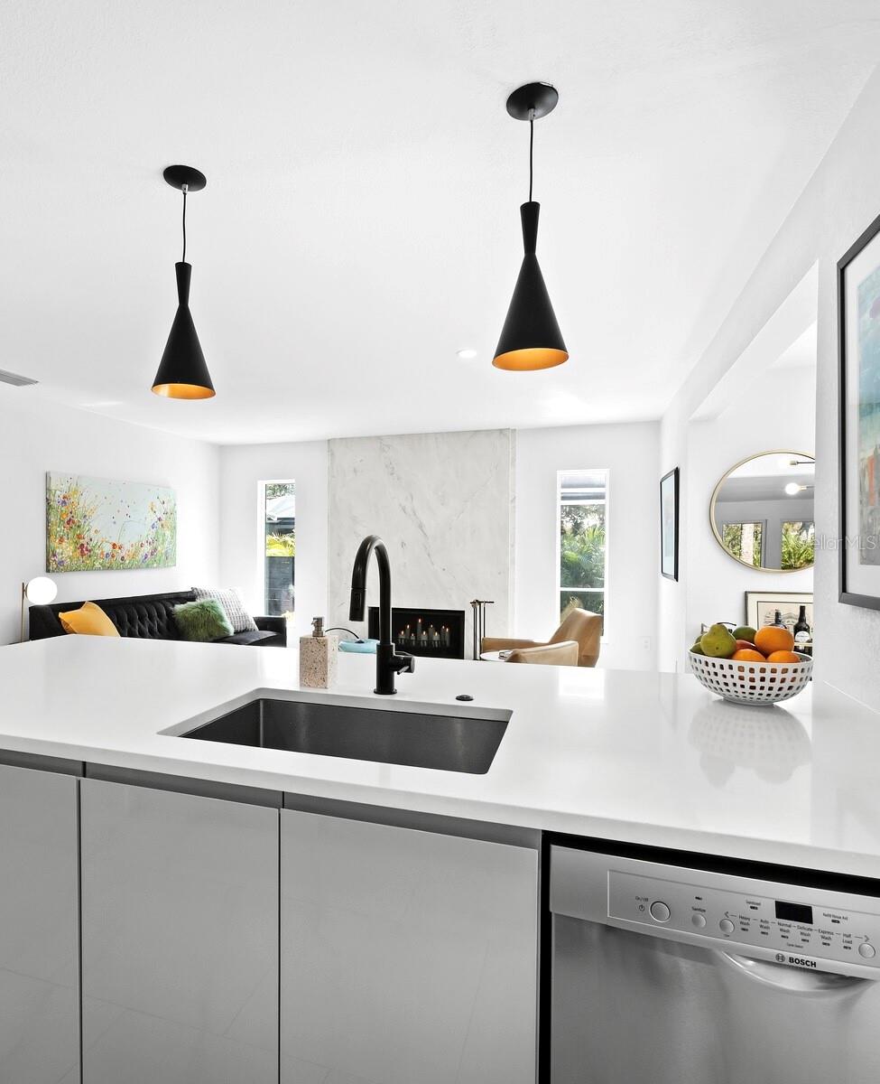 SIESTA COVE - Residential