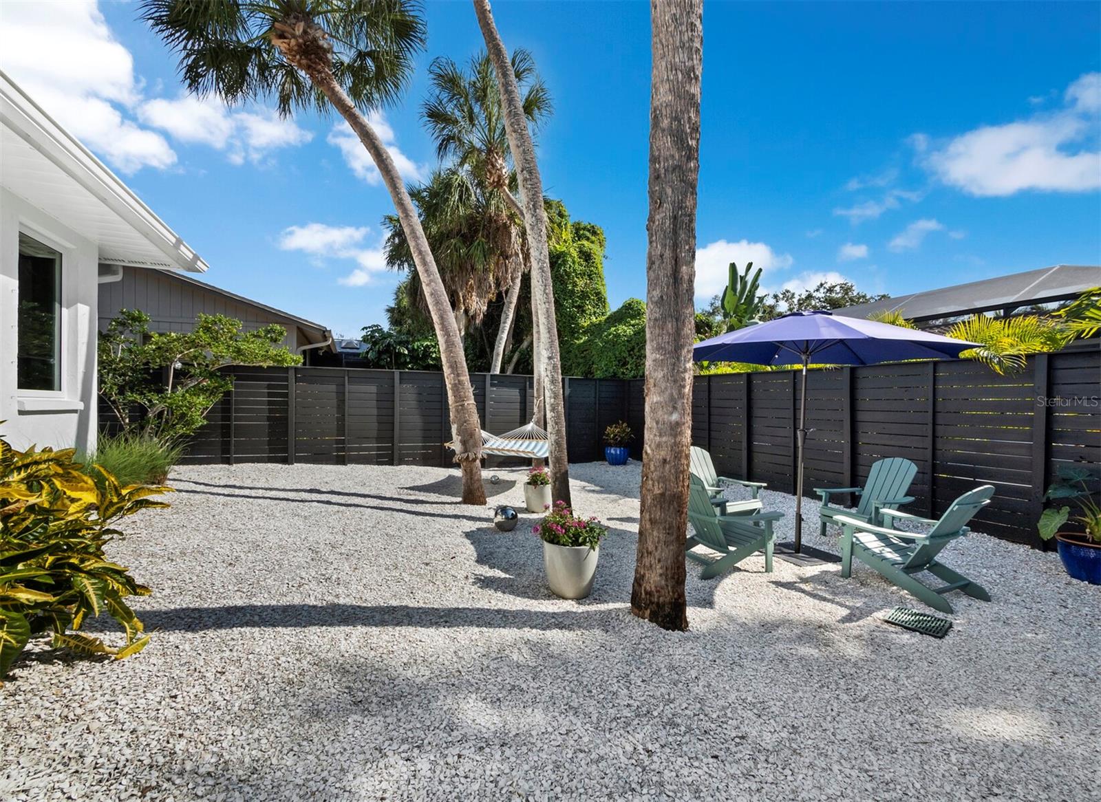 SIESTA COVE - Residential