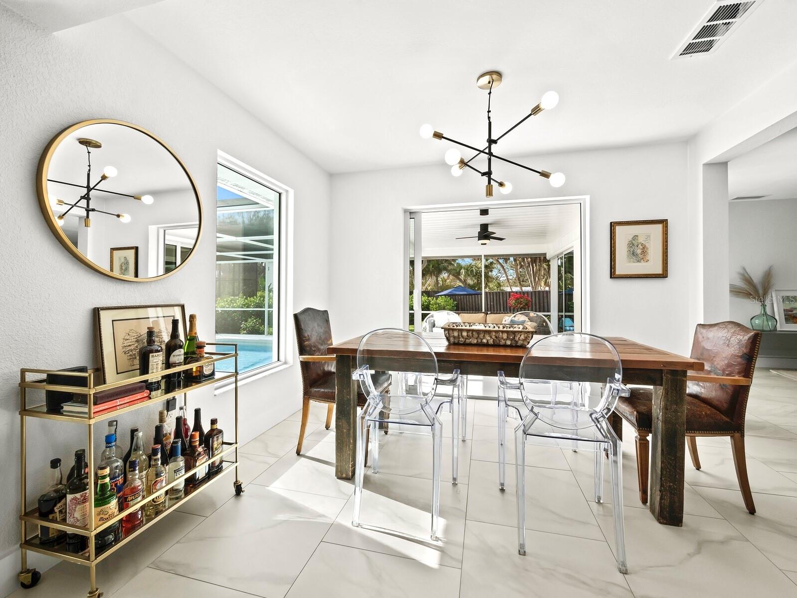 SIESTA COVE - Residential