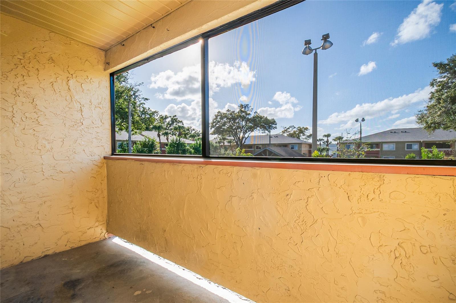 OXFORD SQUARE CONDO - Residential Lease