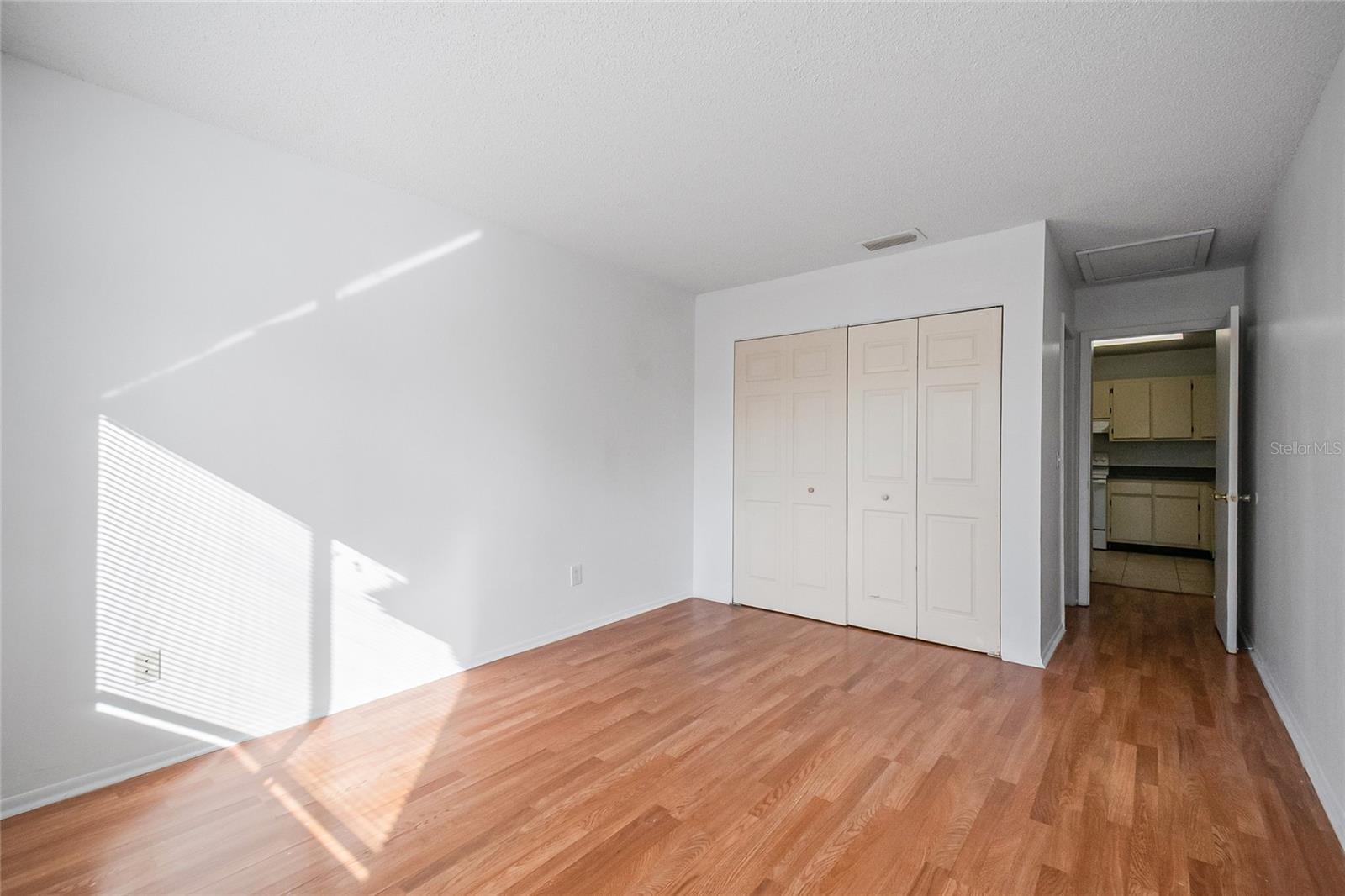 OXFORD SQUARE CONDO - Residential Lease