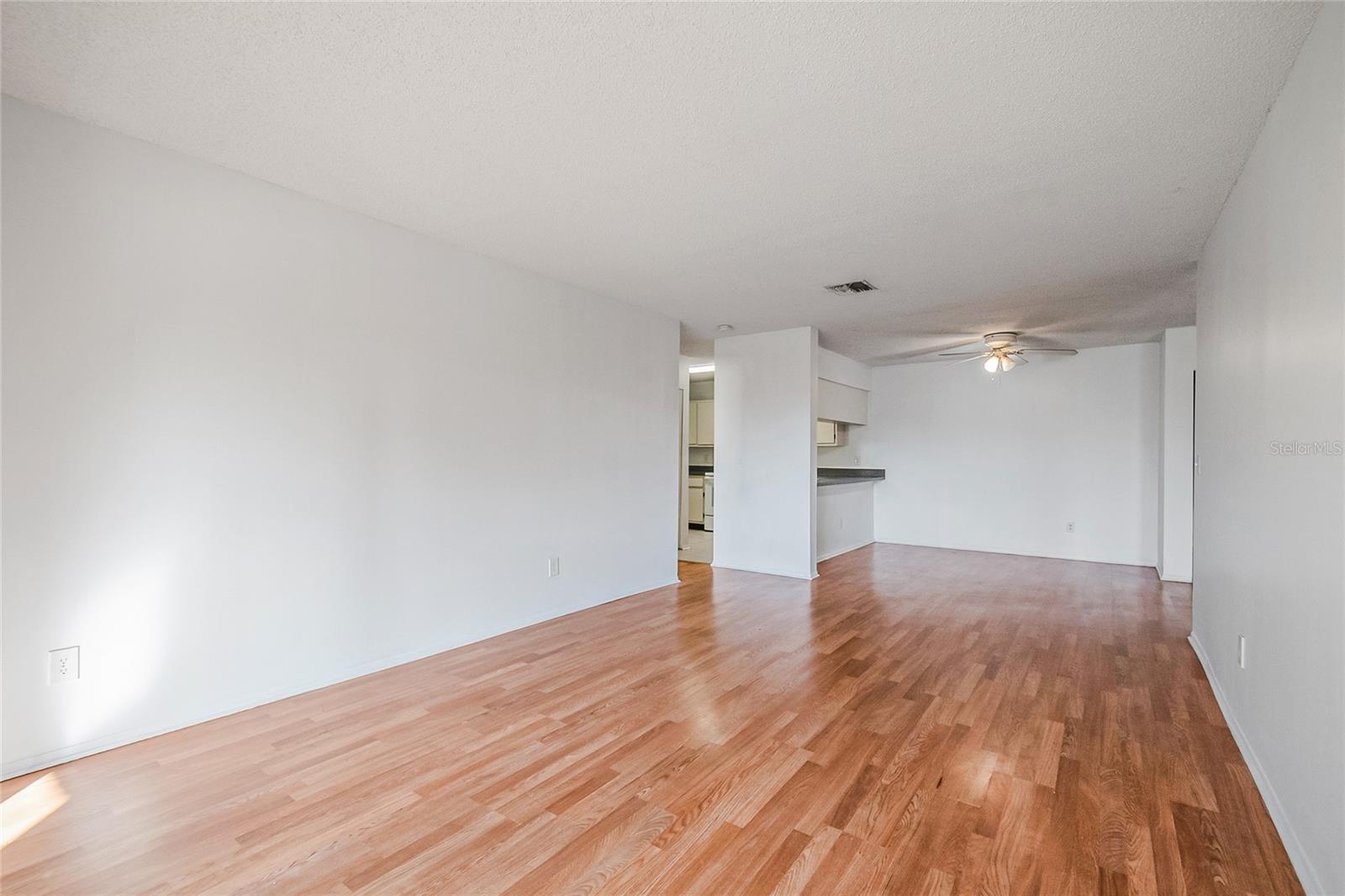 OXFORD SQUARE CONDO - Residential Lease