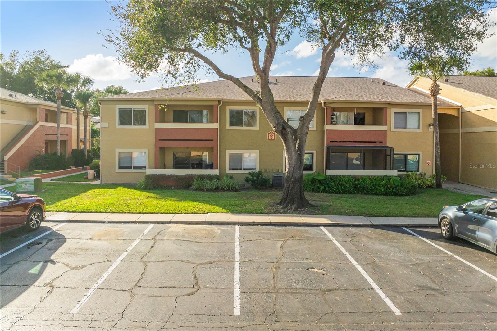 OXFORD SQUARE CONDO - Residential Lease